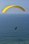 Paragliding • Luftbild • Fototapeten • Berlintapete • Gleitschirmflieger (Nr. 14798)